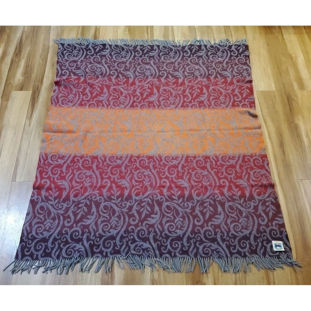 2 Wooded River Renaissance‎ Swirl Throw Blanket 56